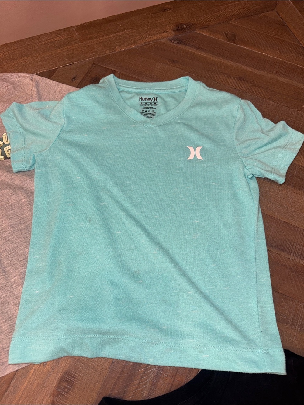 Hurley Kids Graphic Tees Variety Pack - Black, White, Gray, Blue, Teal - Picture 6 of 11